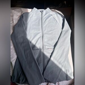 Figs, gray contour jacket